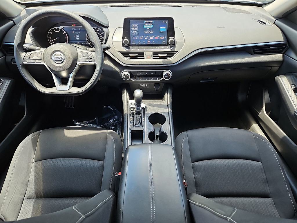 Thumbnail: 2020 Nissan Altima - 9