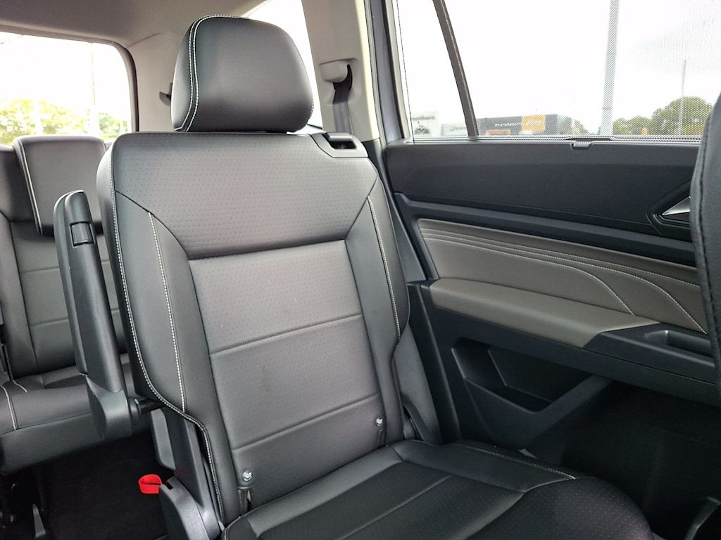 Thumbnail: 2021 Volkswagen Atlas - 22