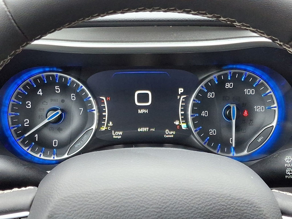 Thumbnail: 2023 Chrysler Pacifica - 13