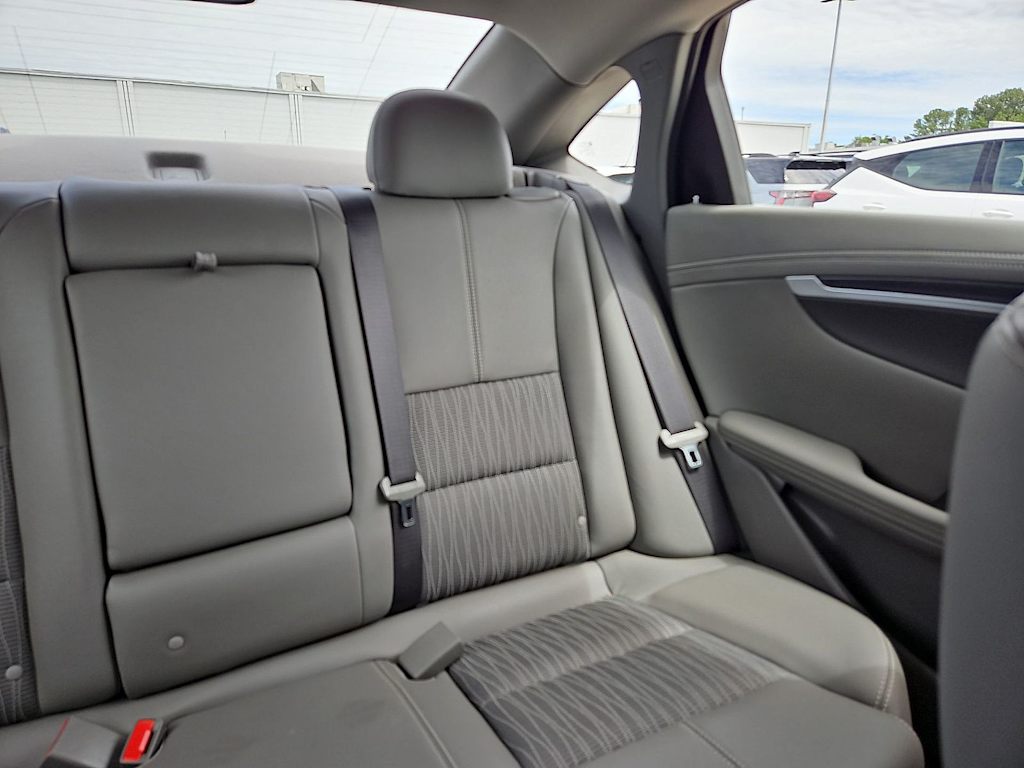 Thumbnail: 2019 Chevrolet Impala - 25
