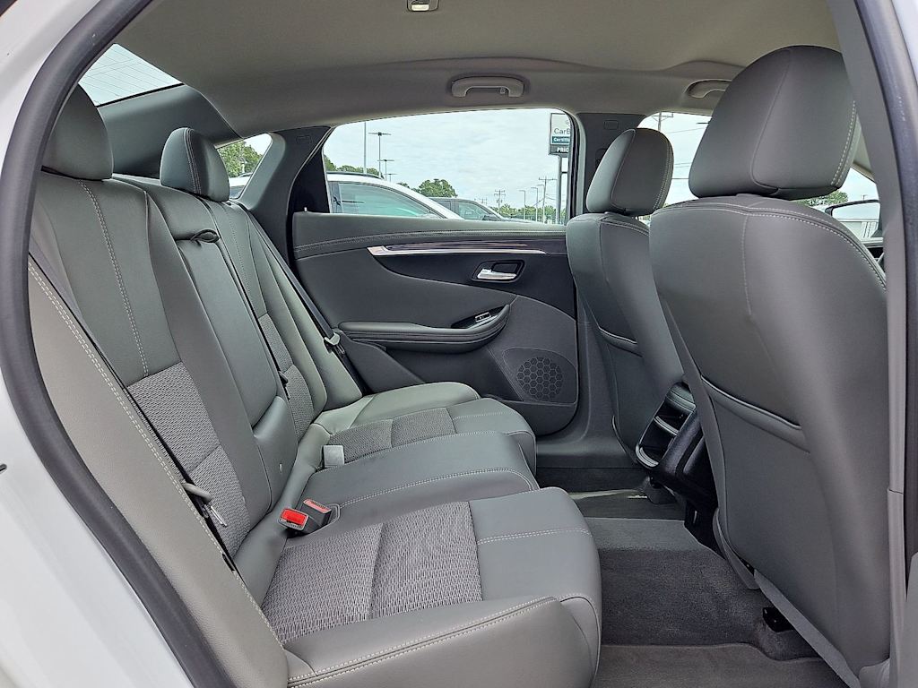 Thumbnail: 2019 Chevrolet Impala - 35