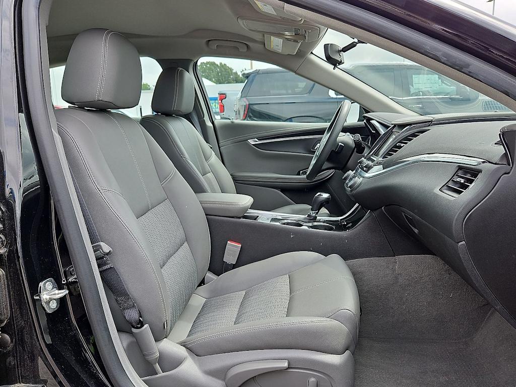 Thumbnail: 2019 Chevrolet Impala - 10