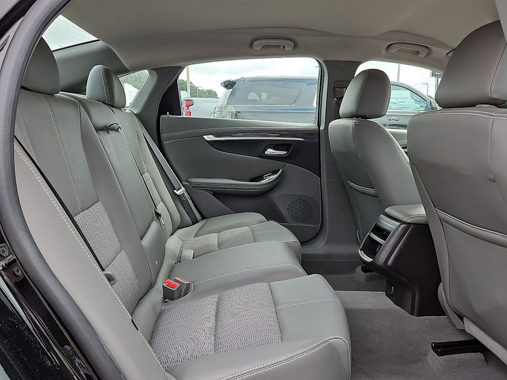 Thumbnail: 2019 Chevrolet Impala - 34