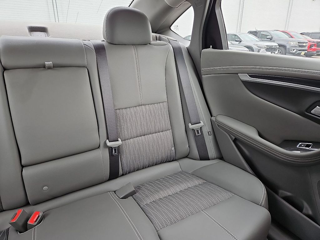 Thumbnail: 2019 Chevrolet Impala - 25
