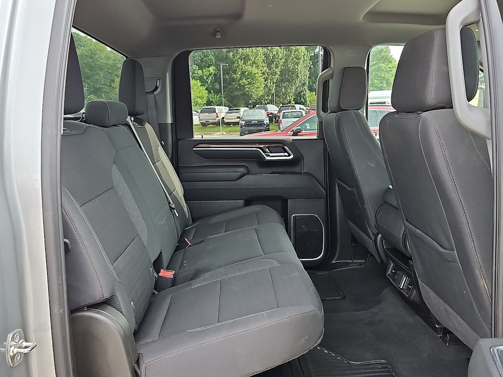 Thumbnail: 2025 Chevrolet Silverado 2500 - 36