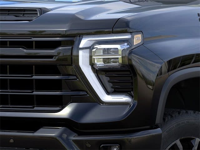 Thumbnail: 2026 Chevrolet Silverado 2500 - 17