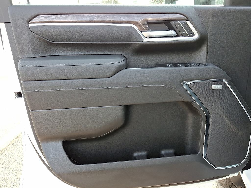 Thumbnail: 2026 Chevrolet Silverado 2500 - 12