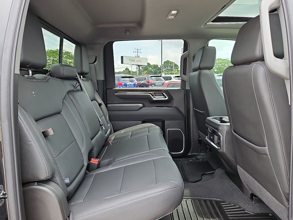 Thumbnail: 2025 Chevrolet Silverado 2500 - 39
