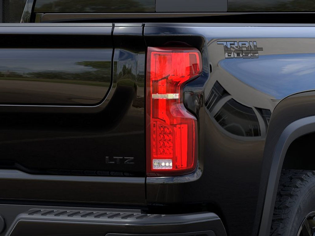 2025 Chevrolet Silverado 2500 HD LTZ - Photo 10
