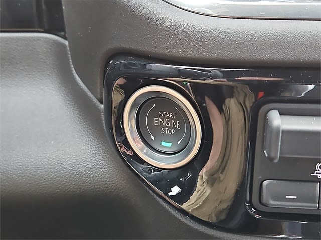 Thumbnail: 2025 Chevrolet Silverado 2500 - 16