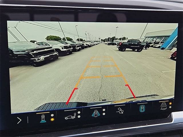 Thumbnail: 2025 Chevrolet Silverado 2500 - 14