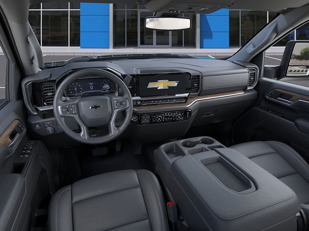Thumbnail: 2026 Chevrolet Silverado 3500 - 2