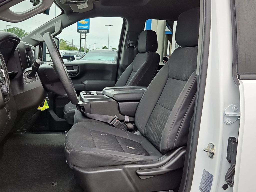 Thumbnail: 2023 Chevrolet Silverado 2500 - 9