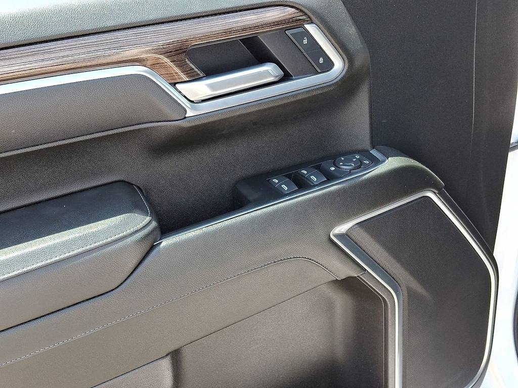 Thumbnail: 2025 Chevrolet Silverado 1500 - 35