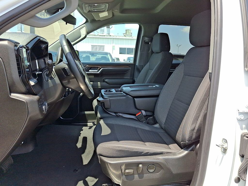 Thumbnail: 2025 Chevrolet Silverado 1500 - 9