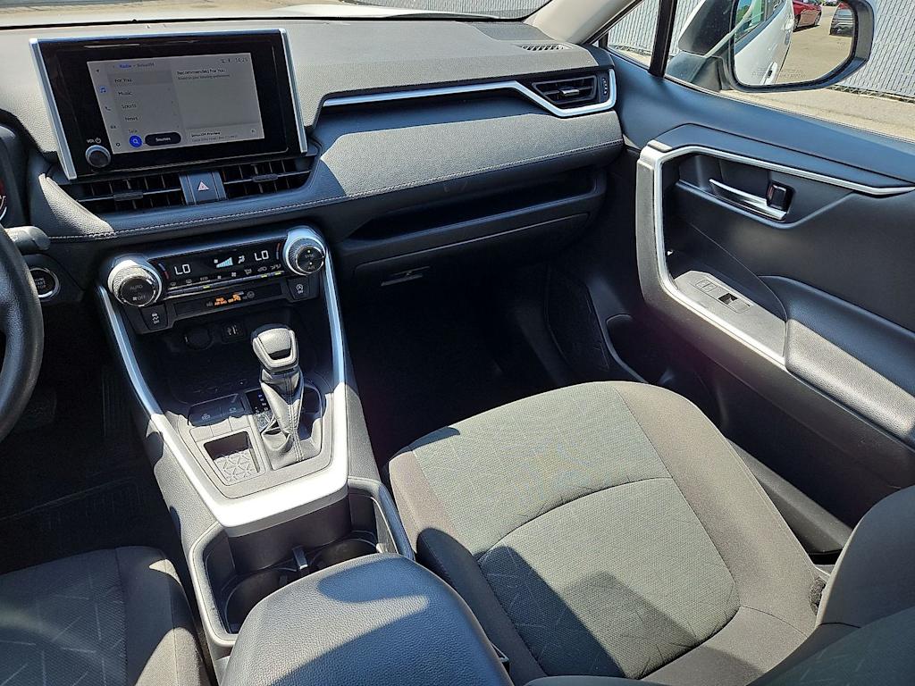 Thumbnail: 2024 Toyota RAV4 - 12