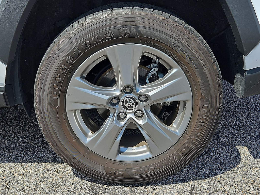 Thumbnail: 2024 Toyota RAV4 - 7