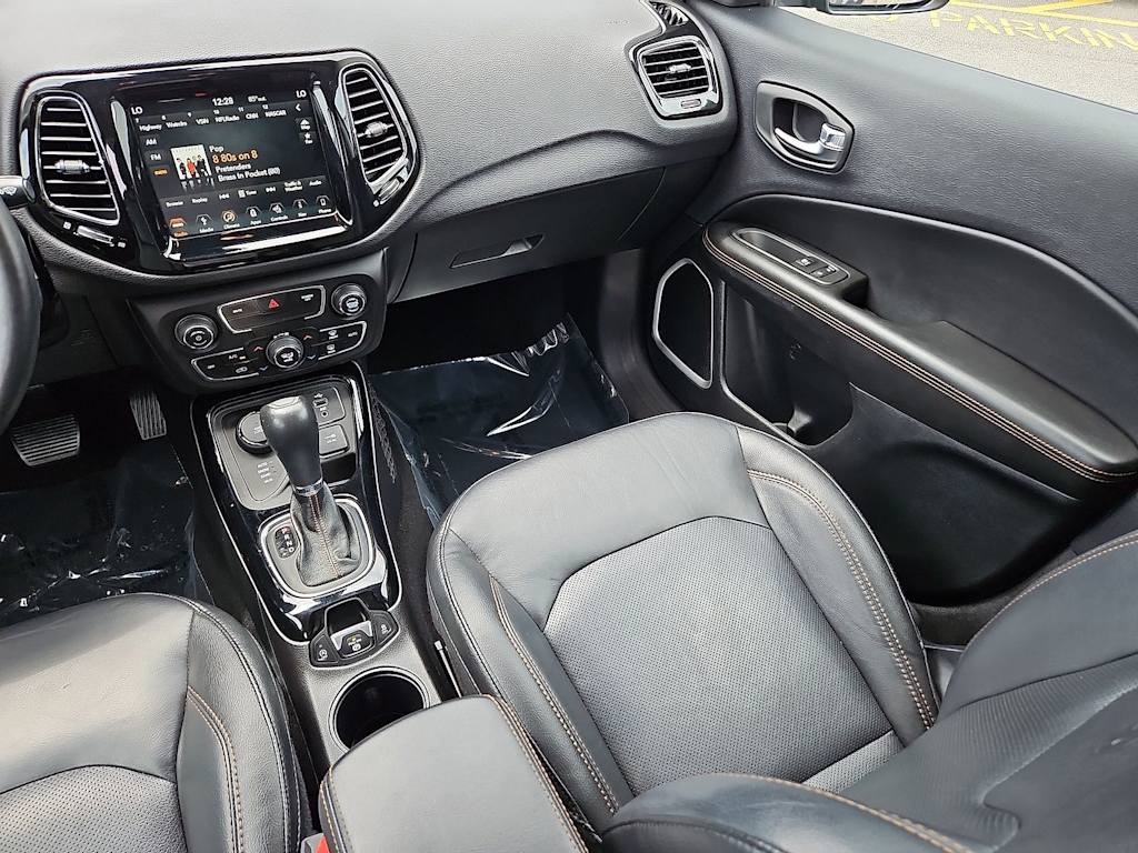 Thumbnail: 2018 Jeep Compass - 12