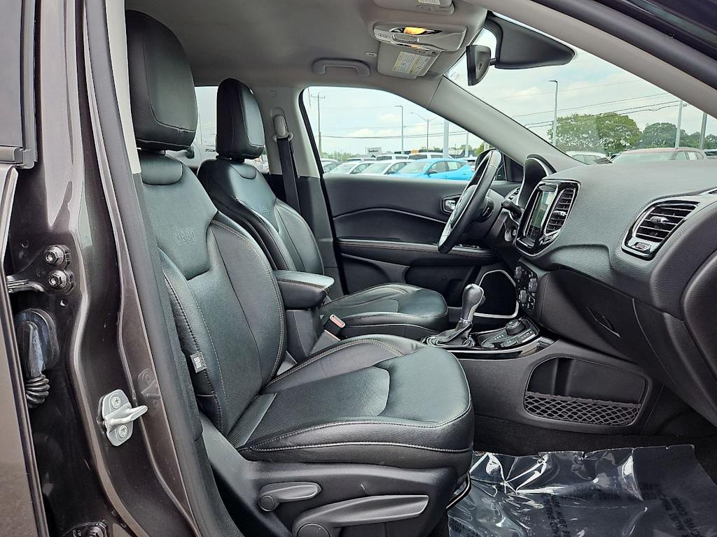 Thumbnail: 2018 Jeep Compass - 10