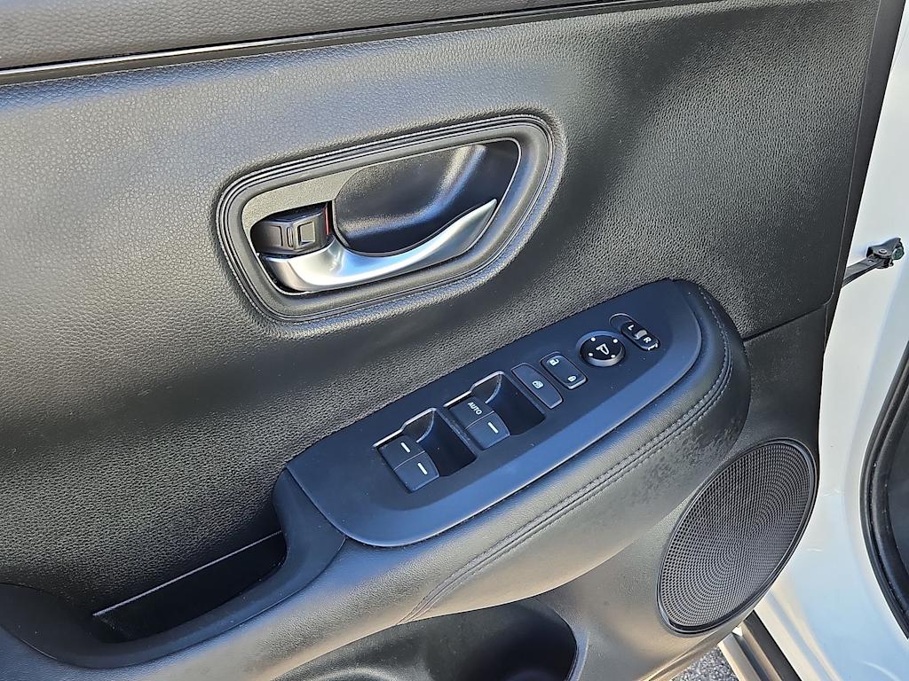 Thumbnail: 2025 Honda HR-V - 31