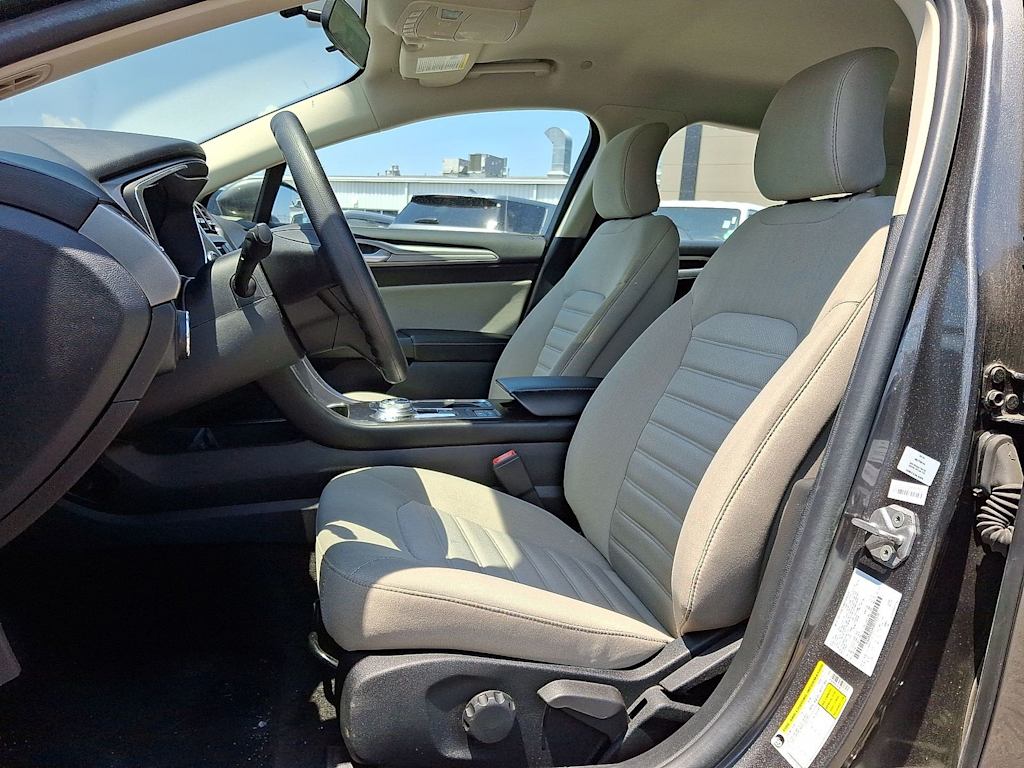 Thumbnail: 2018 Ford Fusion - 10