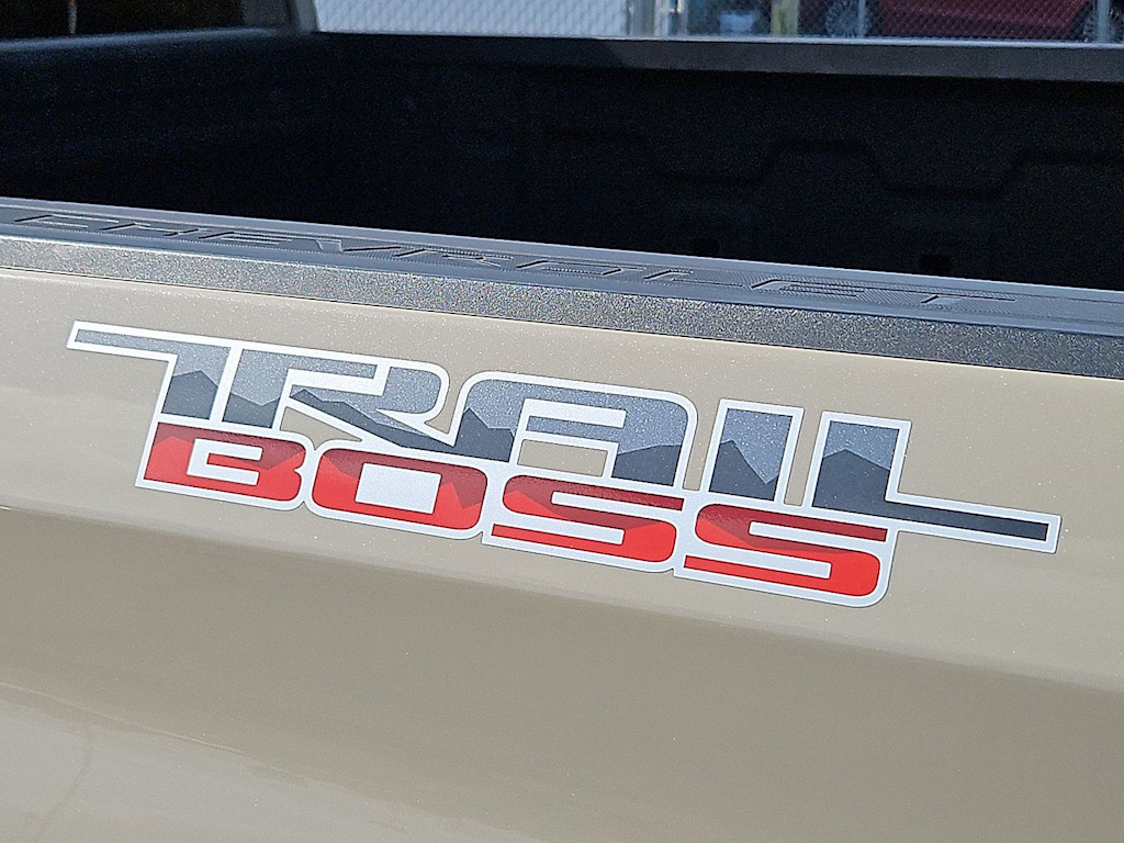 Thumbnail: 2022 Chevrolet Silverado 1500 - 38