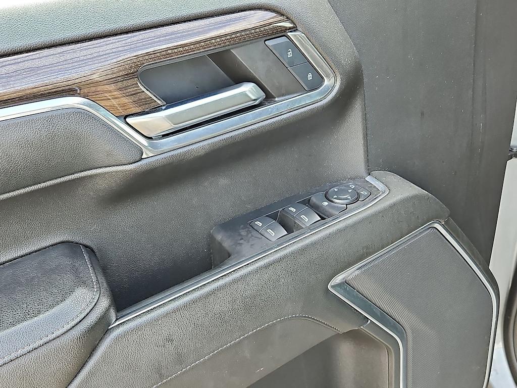 Thumbnail: 2024 Chevrolet Silverado 1500 - 33