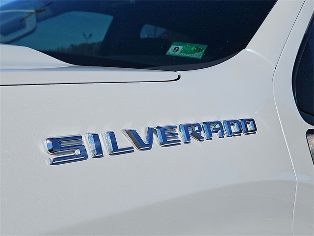 Thumbnail: 2021 Chevrolet Silverado 1500 - 38