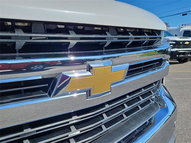 Thumbnail: 2021 Chevrolet Silverado 1500 - 7