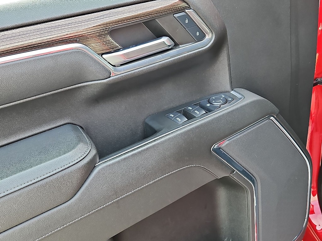 Thumbnail: 2024 Chevrolet Silverado 1500 - 35