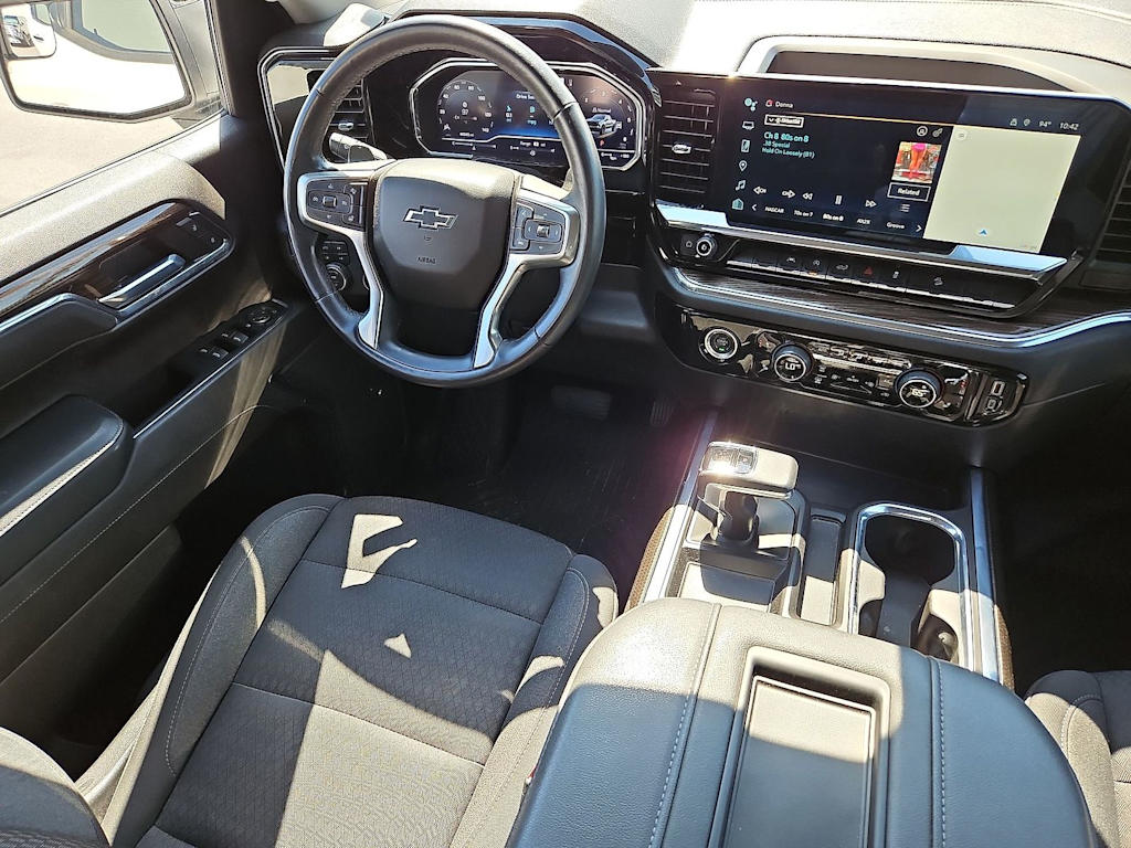 Thumbnail: 2022 Chevrolet Silverado 1500 - 2