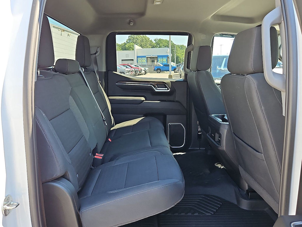 Thumbnail: 2022 Chevrolet Silverado 1500 - 35