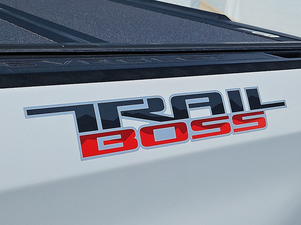 Thumbnail: 2022 Chevrolet Silverado 1500 - 38