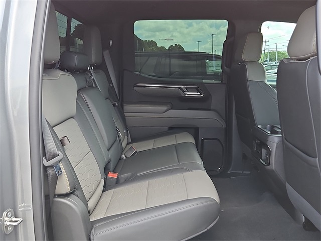 Thumbnail: 2024 Chevrolet Silverado 1500 - 37