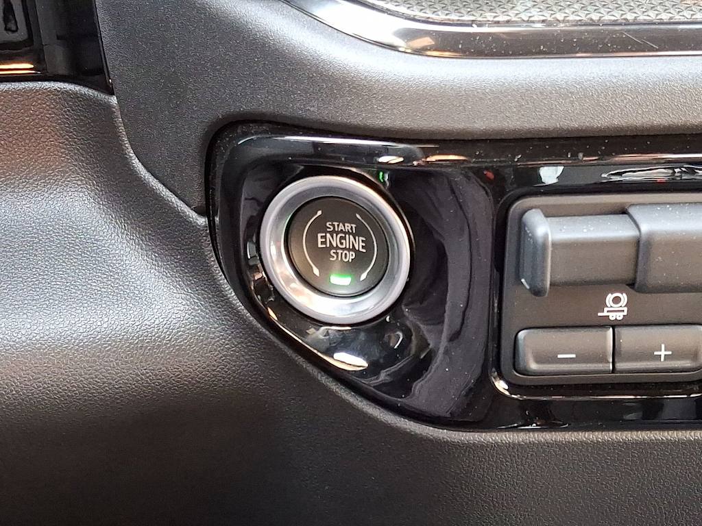 Thumbnail: 2023 Chevrolet Silverado 1500 - 30