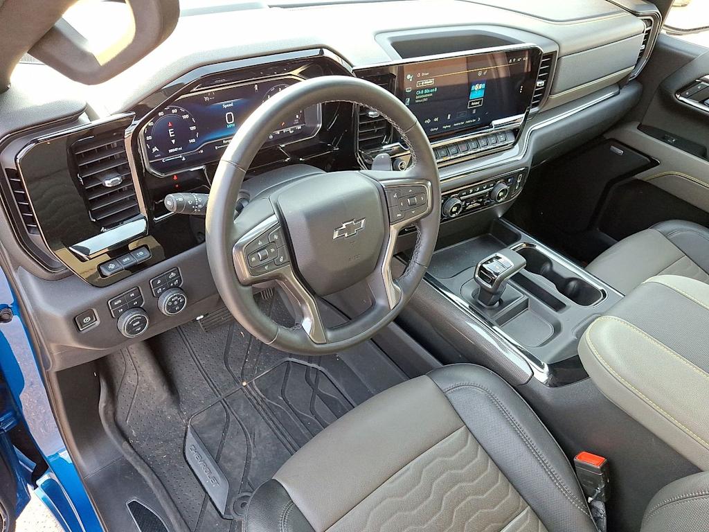 Thumbnail: 2023 Chevrolet Silverado 1500 - 13