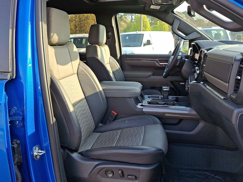 Thumbnail: 2023 Chevrolet Silverado 1500 - 10