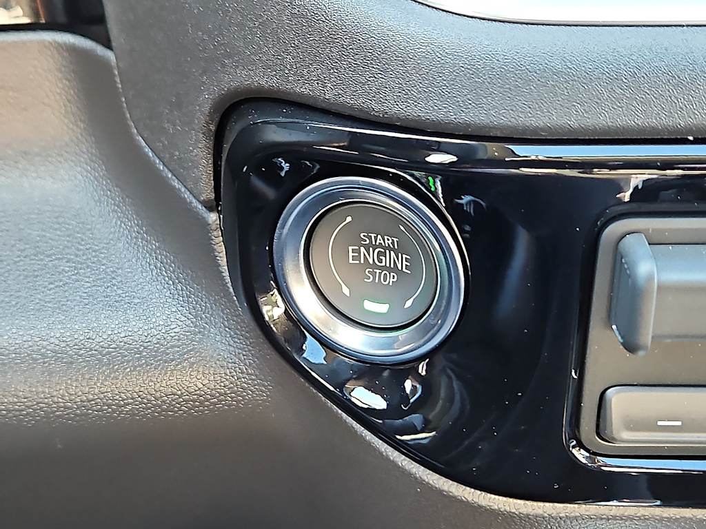 Thumbnail: 2026 Chevrolet Silverado 1500 - 17