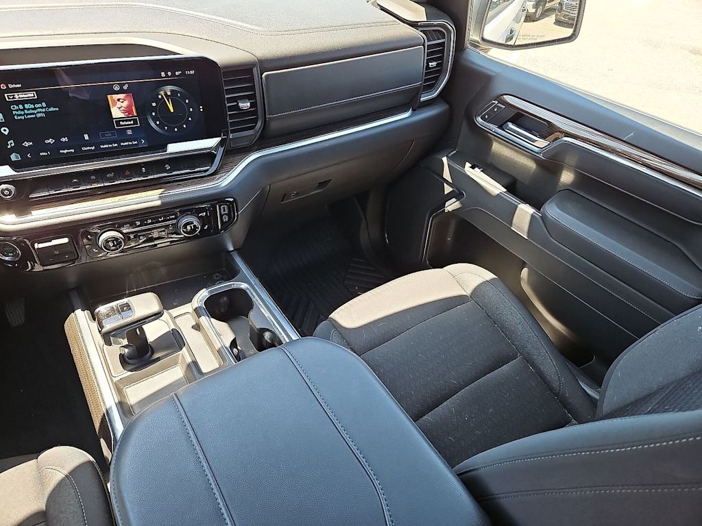 Thumbnail: 2025 Chevrolet Silverado 1500 - 11
