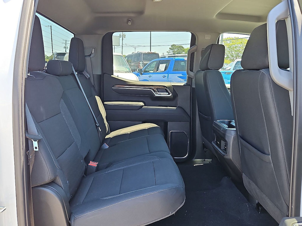Thumbnail: 2025 Chevrolet Silverado 1500 - 36