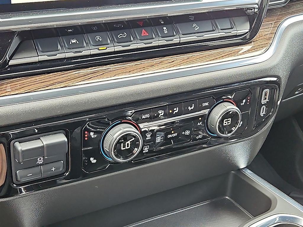 Thumbnail: 2025 Chevrolet Silverado 1500 - 31