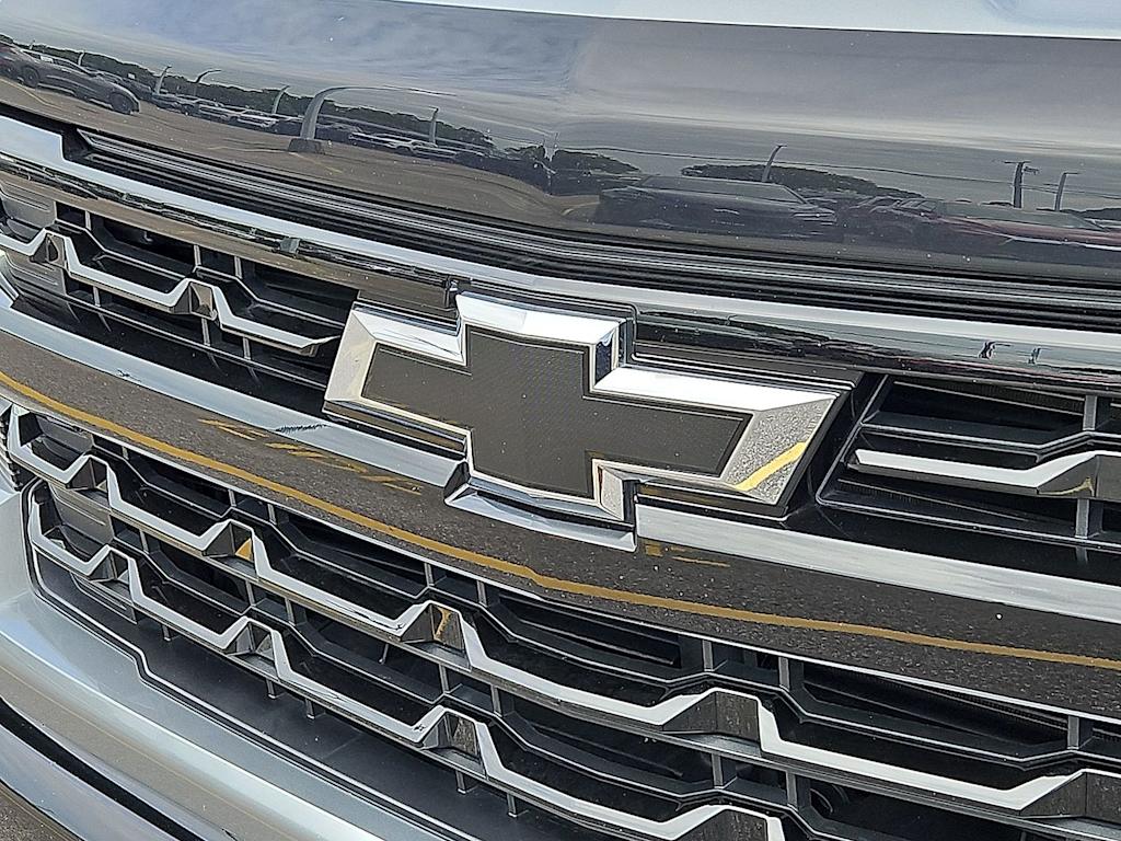 Thumbnail: 2025 Chevrolet Silverado 1500 - 6