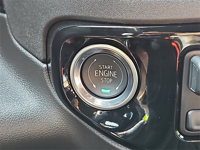 Thumbnail: 2025 Chevrolet Silverado 1500 - 19