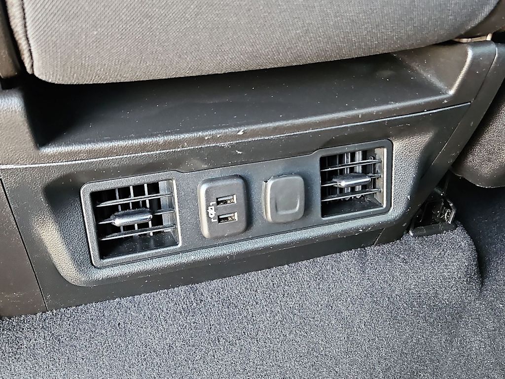 Thumbnail: 2020 Chevrolet Silverado 1500 - 32