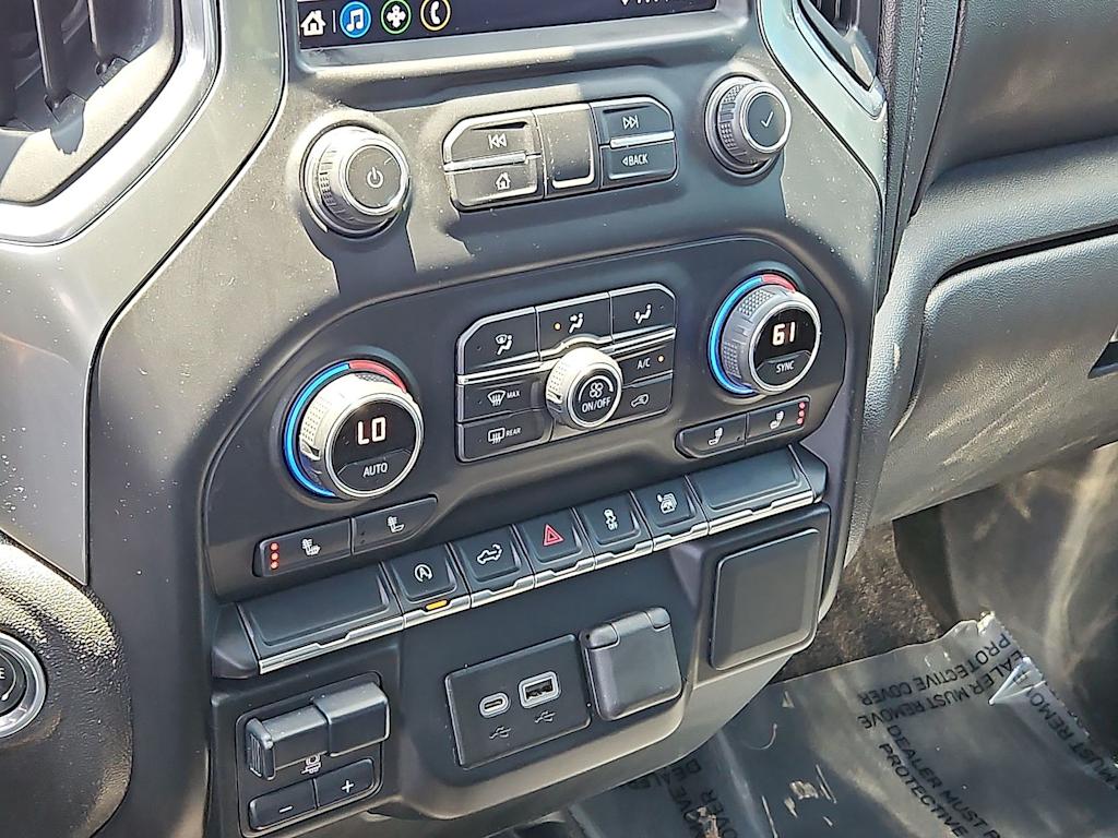 Thumbnail: 2020 Chevrolet Silverado 1500 - 31