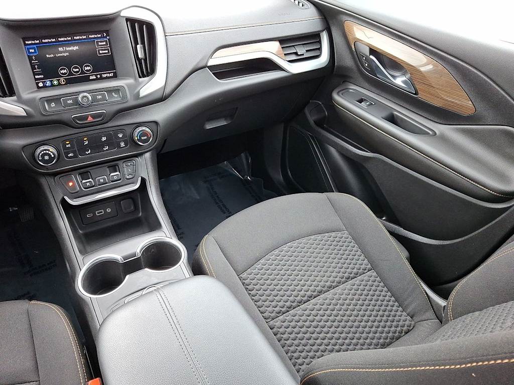 Thumbnail: 2020 GMC Terrain - 15