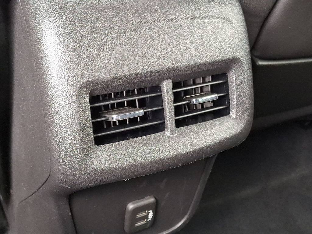 Thumbnail: 2020 GMC Terrain - 32