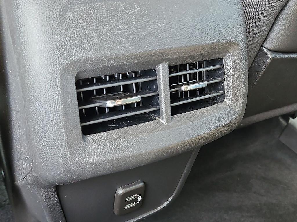 Thumbnail: 2020 GMC Terrain - 32