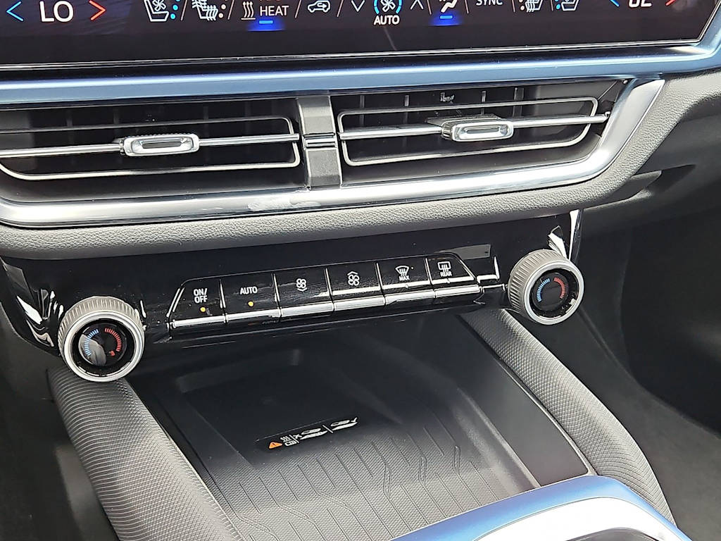 2026 Chevrolet Equinox EV 2LT - Photo 17