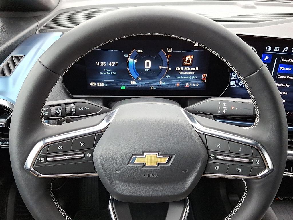Thumbnail: 2025 Chevrolet Equinox - 2